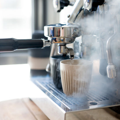 HUSKEE CUP & LID NATURAL - 6OZ/18CL (4 PACK)